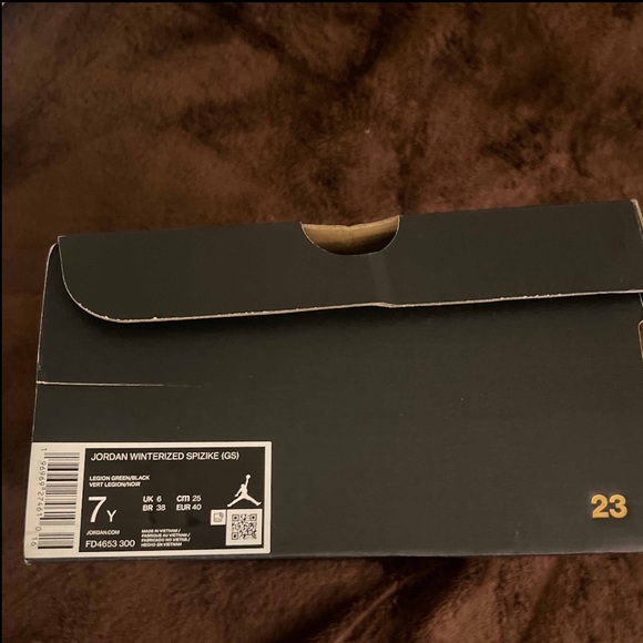 The Spizike takes elements of four classic Jordans, paying homage to Spike Lee - Picture 3 of 4